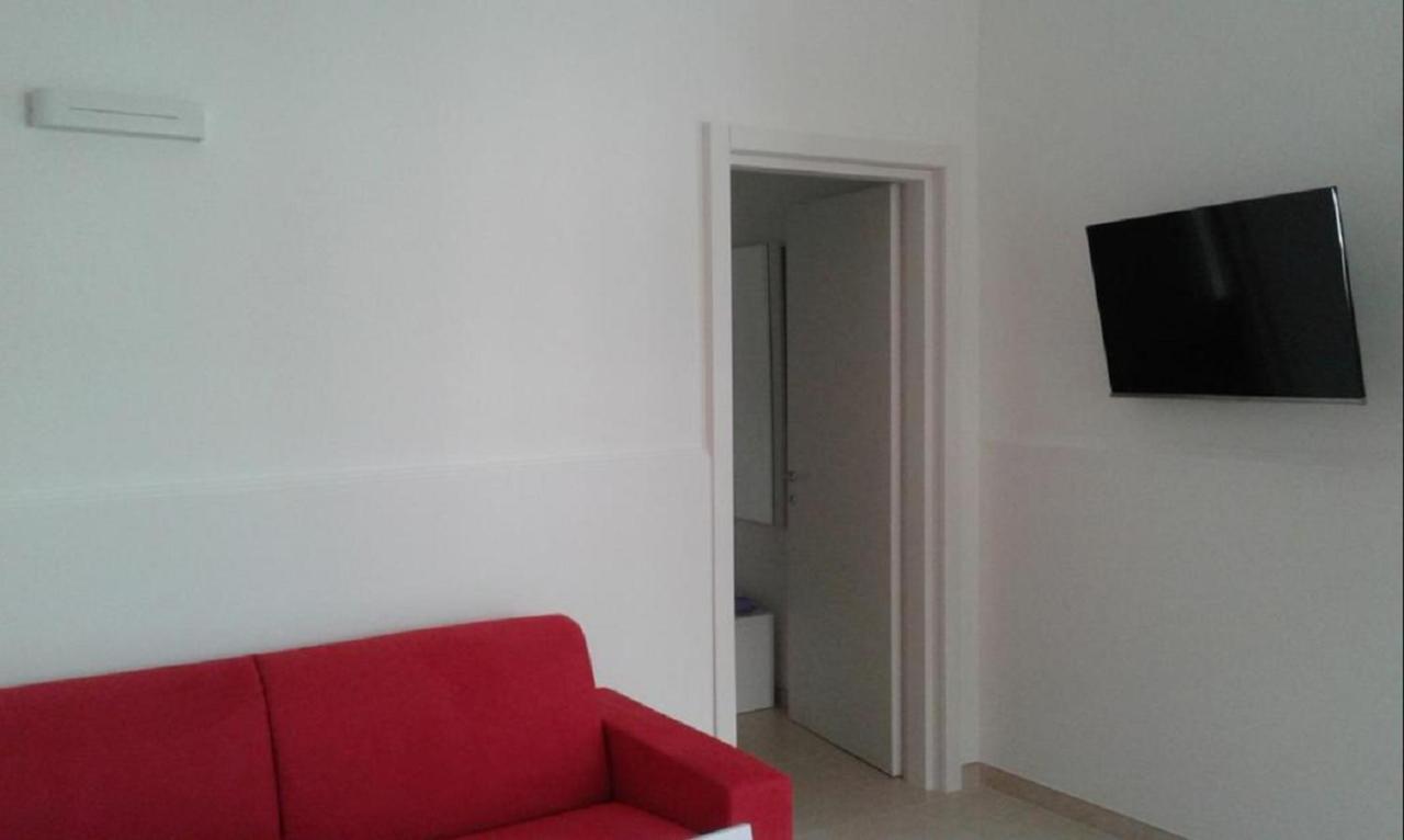 Malvarosa Apartments ปอร์โตเชซาเรโอ ภายนอก รูปภาพ